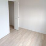 1号棟 2階洋室(6帖)の写真です。