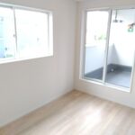 1号棟 2階洋室(6帖)の写真です。