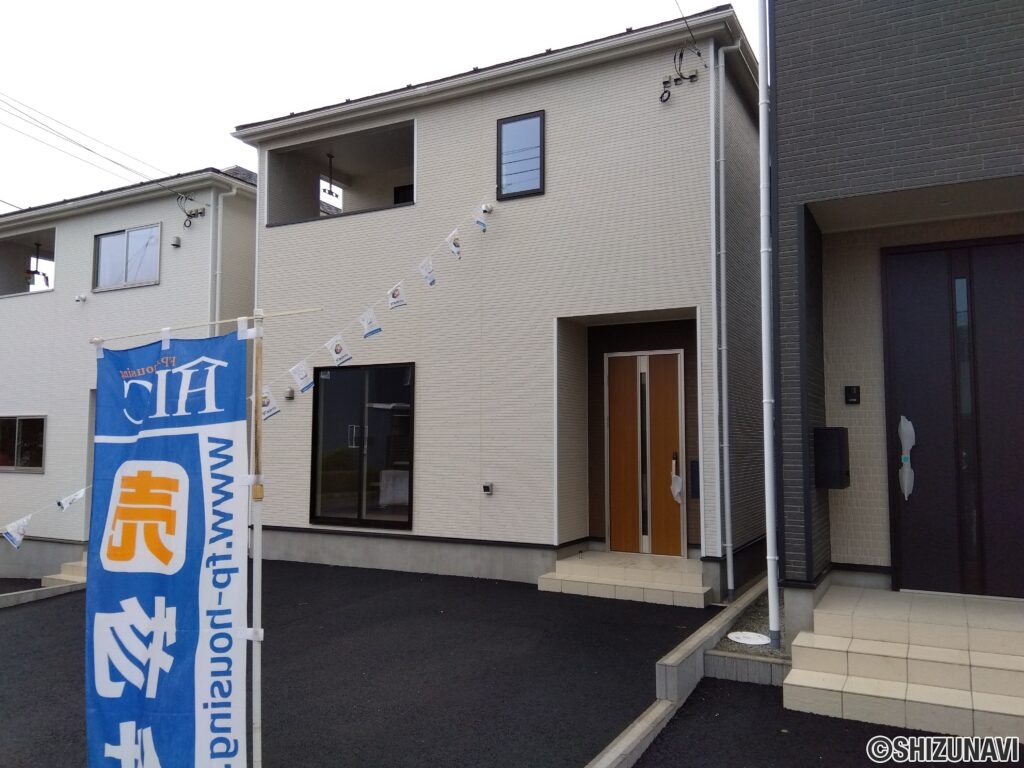 2号棟 南東側からの写真です。