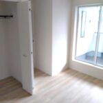 2号棟 2階洋室(6.5帖)の写真です。