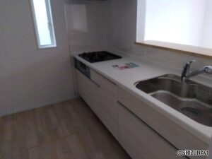 1階 キッチンの写真です。