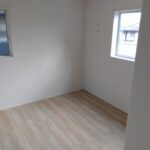 2階 洋室(5.7帖)の写真です。