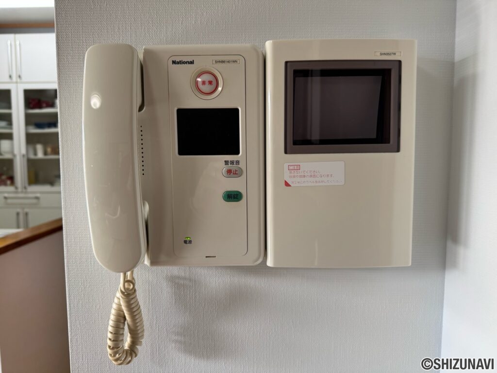モニター付きインターホン　