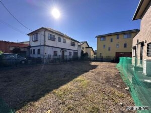 国道1号線までも出やすく、三島・富士方面へもアクセスしやすい立地です。