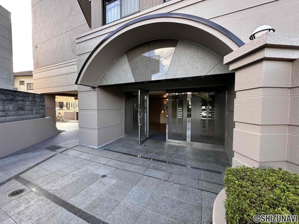 三島市加茂川町　シャルマンコーポグランヒル三島