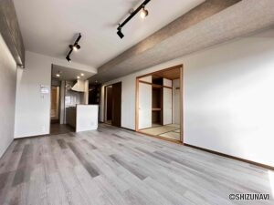 三島市加茂川町　シャルマンコーポグランヒル三島