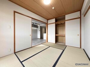 三島市加茂川町　シャルマンコーポグランヒル三島