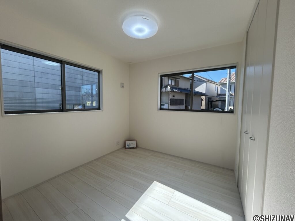 葵区　新築　洋室