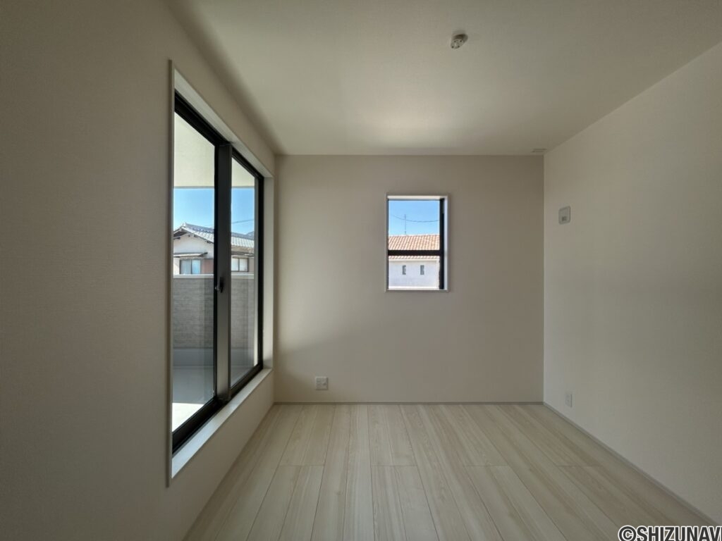 葵区　新築　洋室