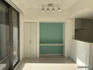 ダイニングの収納部分のお写真です。リモートワーク等におすすめです。