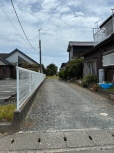 進入路（北側より撮影）