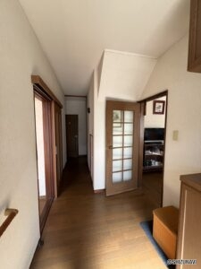 【玄関ホール】