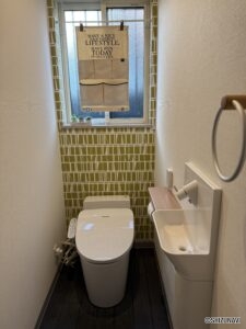 安松町中古住宅　築8年　駐車場3台可能　オール電化の3LDKの画像