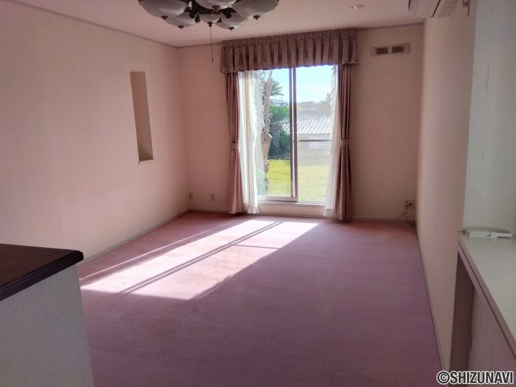 富士市今泉　中古住宅　内観