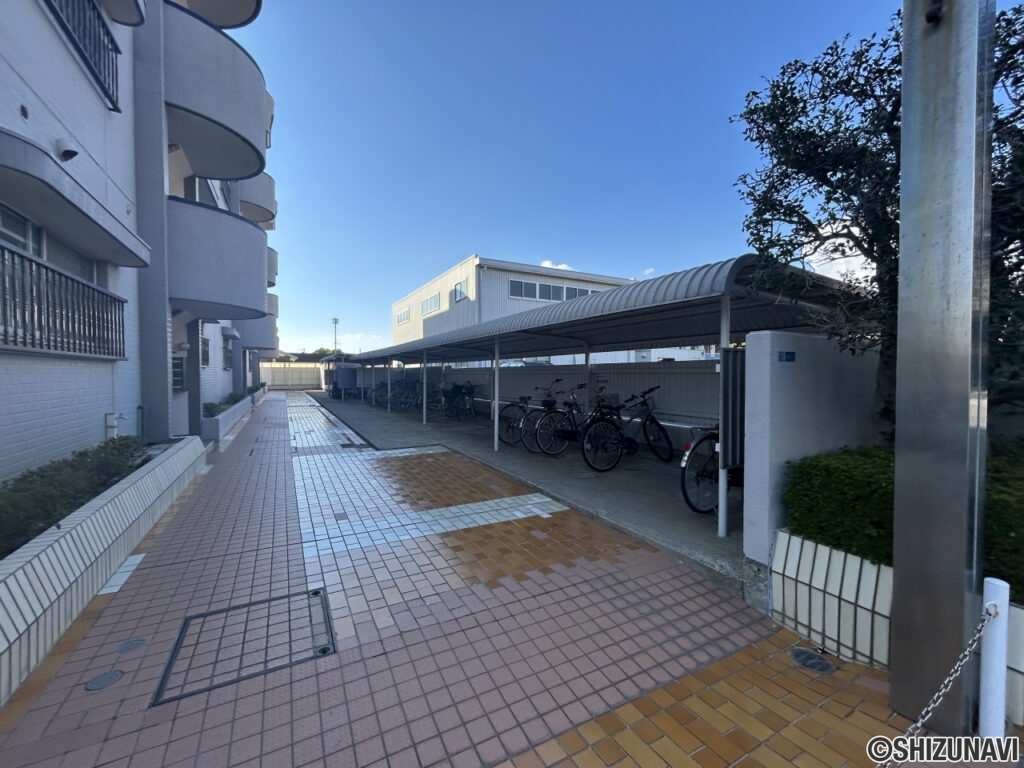 【駐輪場】