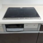 エンブルヒルズ東源台　209号　専用庭付き角部屋の画像