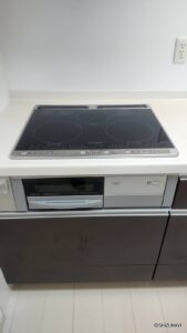 エンブルヒルズ東源台　209号　専用庭付き角部屋の画像