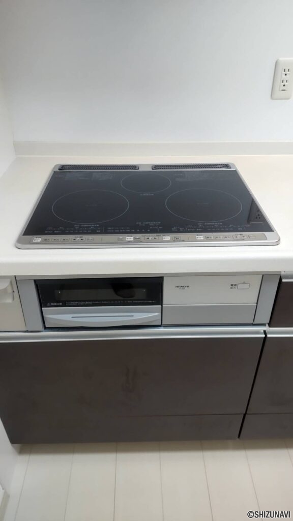 エンブルヒルズ東源台　209号　専用庭付き角部屋の画像