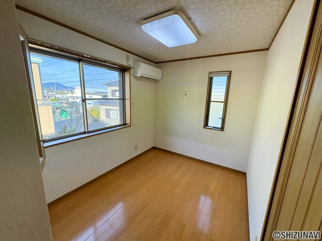 2階北側洋室です。