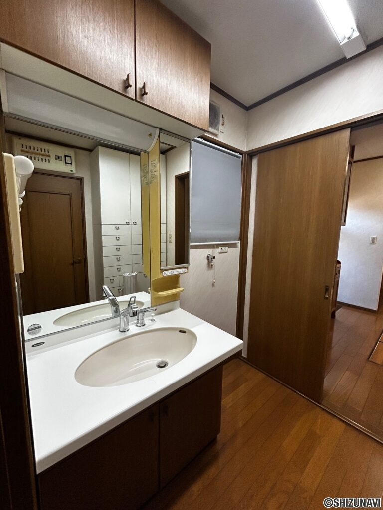 静岡市葵区沓谷6丁目　平成7年築の戸建の画像