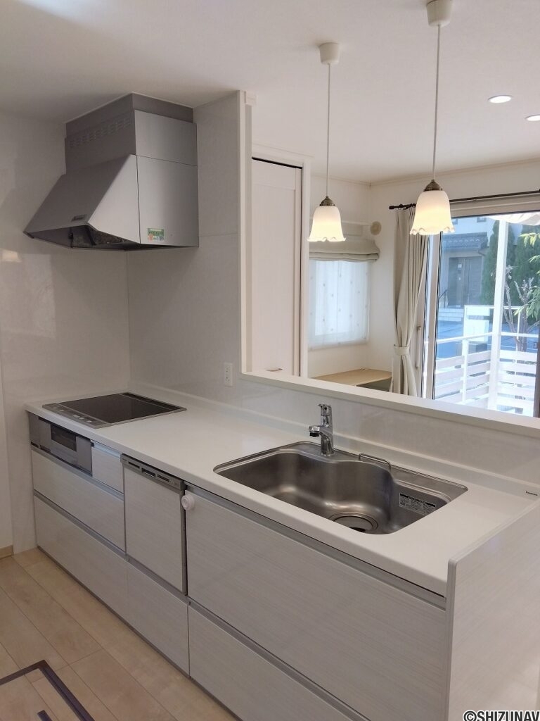 函南町平井　セキスイハイム中古住宅　内観