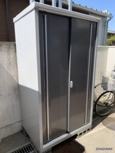 1階部分の物置きが使用可能です。