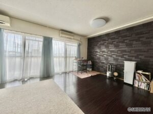 LDK約19帖は広々として日当たり良好です☆