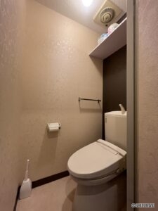 トイレは新築時から一度リフォームを行っております。