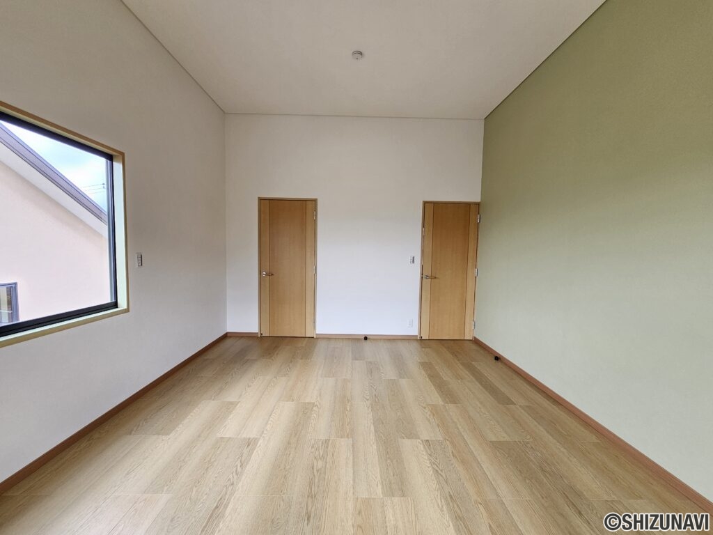 2階　洋室約10帖