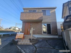 沼津市大岡　4LDK　２階建て　中古住宅の物件画像