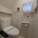 1階トイレ：シャワートイレ付です！