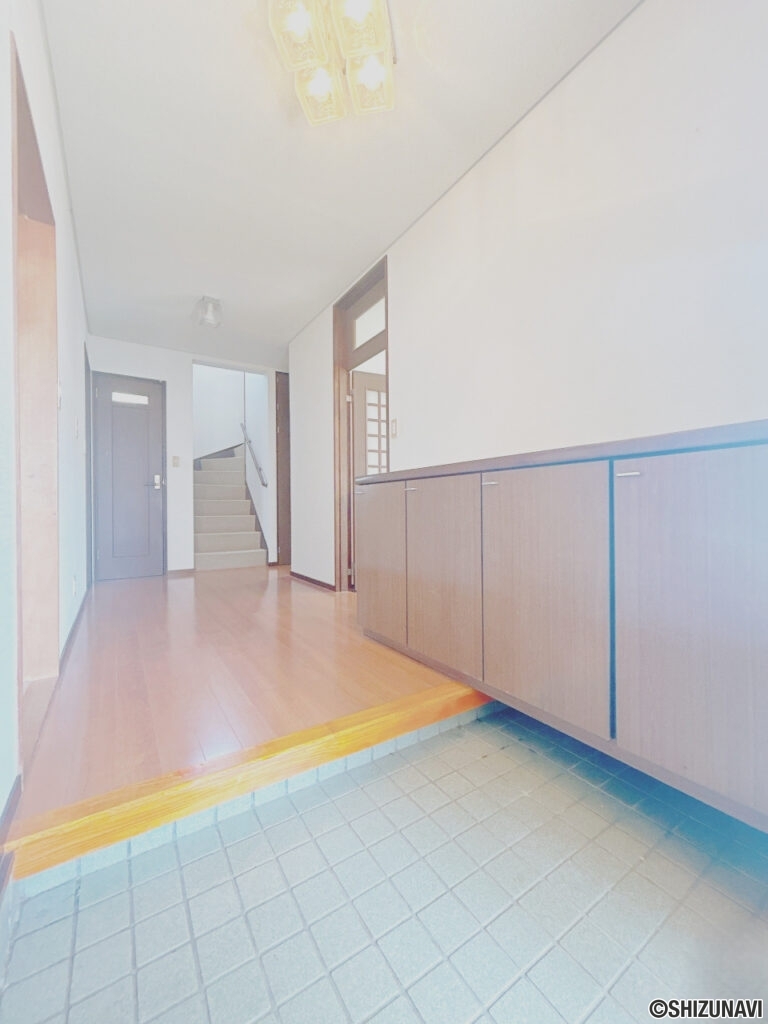 中丸玄関（内観）