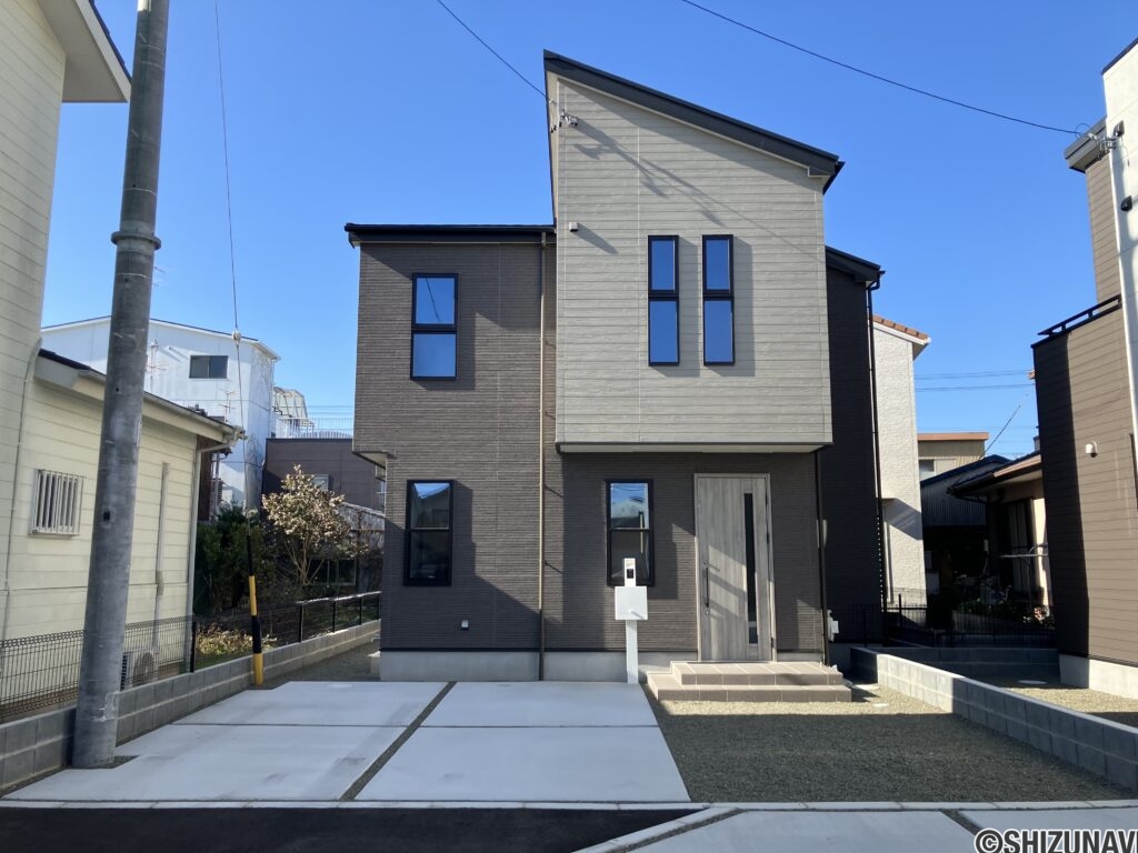 葵区田町　A号棟外観