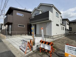 南側斜め正面です