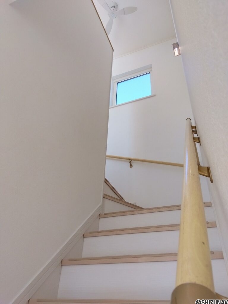 函南町平井　セキスイハイム中古住宅　内観