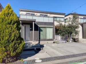 函南町平井エンブルタウン　セキスイハイム中古住宅　P並列3台分　函南東小・函南東中校区の物件画像