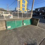 敷地内ゴミ回収場です