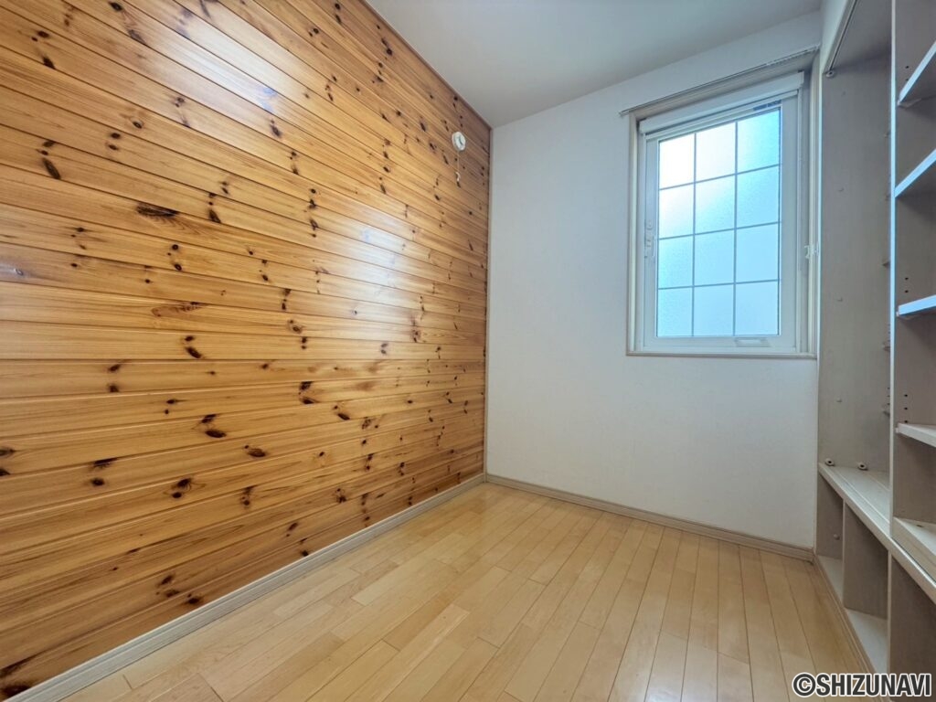 約3帖の書斎は様々な用途で活用可能です♪