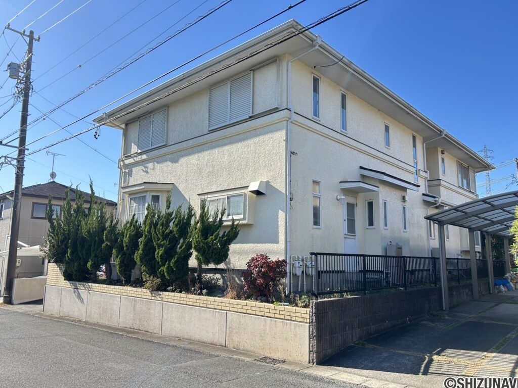 外観でございます。