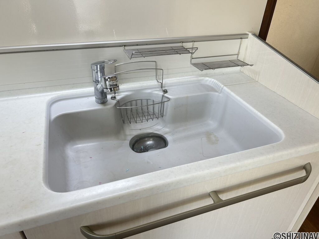 キッチン水洗になります。