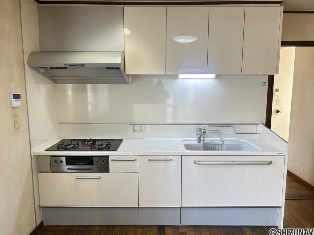 キッチンになります。