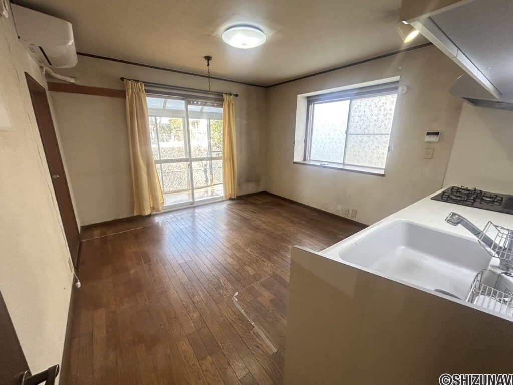ダイニングキッチンになります。