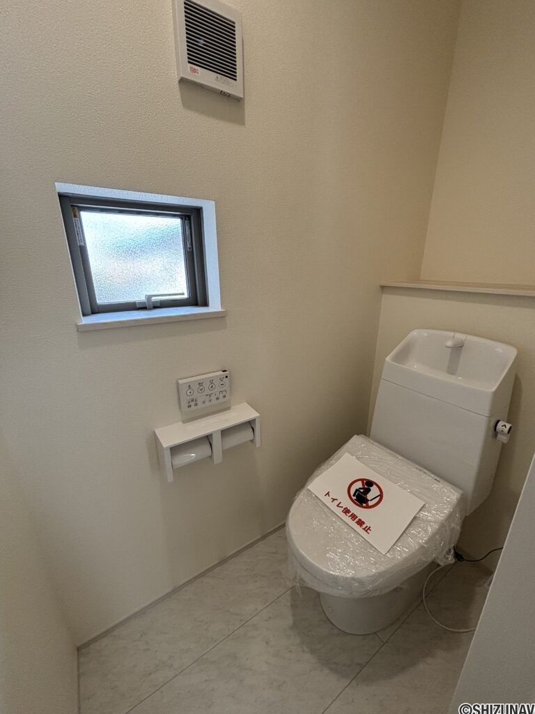 ２階トイレです