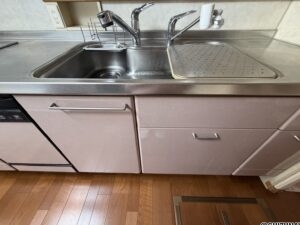 シンクも広く使いやすいキッチンとなります。