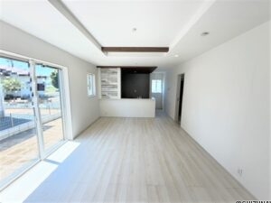 １号棟　リビング主採光南向きで開放感抜群！！