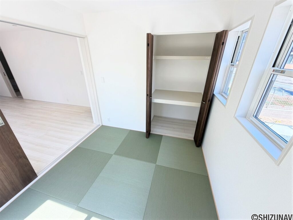 １号棟　和室お洒落な琉球畳