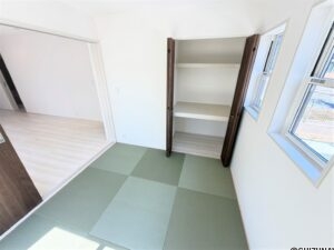 １号棟　和室お洒落な琉球畳