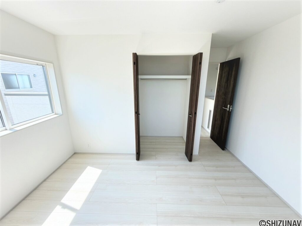 １号棟　２階洋室１