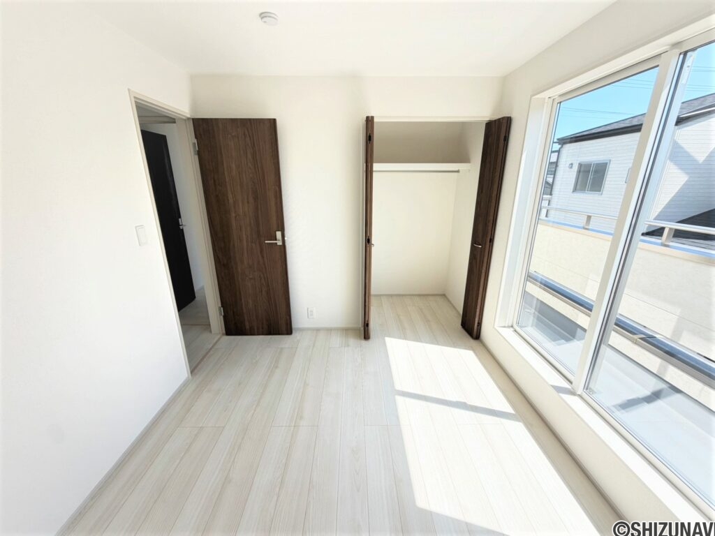 １号棟　２階洋室２