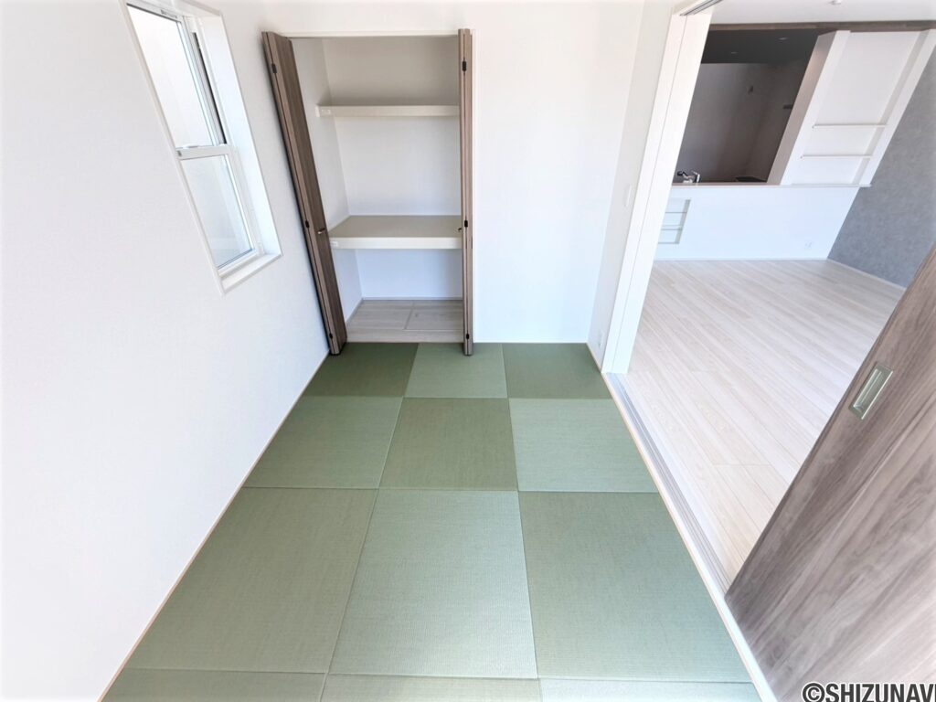 ３号棟　和室お洒落な琉球畳